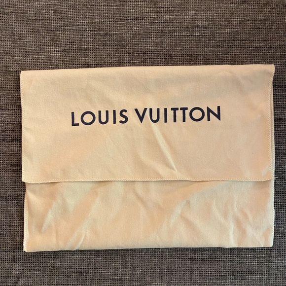 Louis Vuitton | Palm Springs Mini